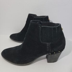 STEVE MADDEN TINKER Black Suede Studded Ankle Boots Women Size 9 Leather Upper